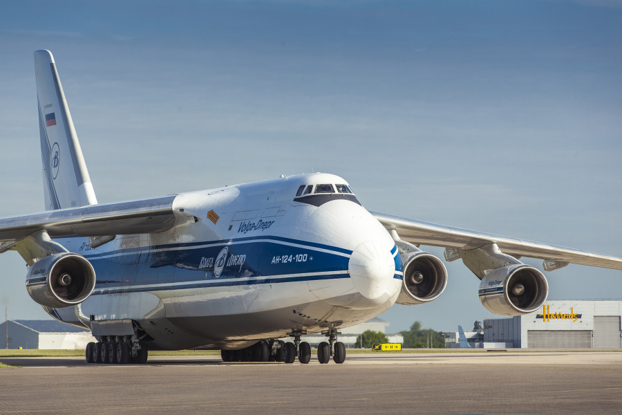 Volga-Dnepr: «Κόβει» πάνω από 200 θέσεις πιλότων σε Boeing