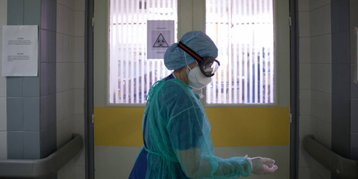 Κορονοϊός-Ελλάδα: 40 θάνατοι, 2.702 νέα κρούσματα - 431 διασωληνωμένοι