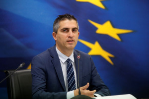Δήμας: Υποδομές, οικονομία και θεσμικά μέτωπα στο επίκεντρο της πολιτικής ατζέντας