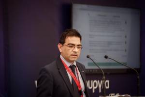 Σταμάτης: Κανένα παιδί Ρομά να μην μείνει πίσω