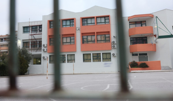 Κάτω Αχαΐα: Κατέρρευσε 13χρονος σε σχολείο μετά από χρήση κάνναβης