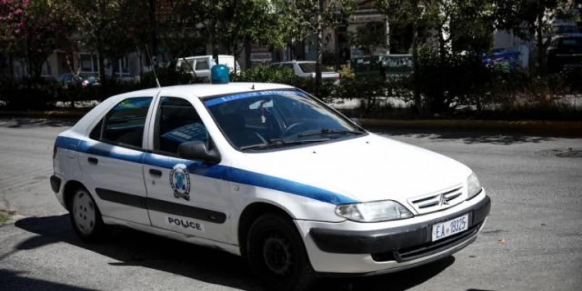 Κατασχέθηκαν λαθραία τσιγάρα και εμπορεύματα 4 τόνων στον Πειραιά