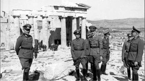 Διαμαρτυρία στο Σύνταγμα για τις γερμανικές αποζημιώσεις