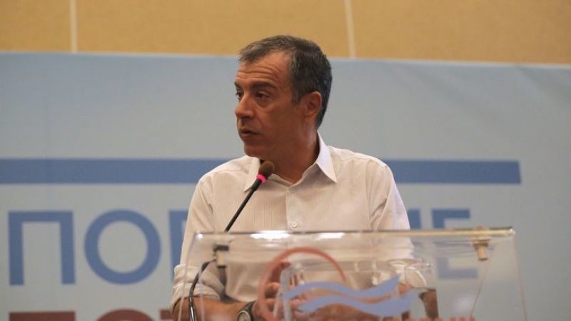 Θεοδωράκης: Να διαχωρίζονται οι πρόσφυγες από τους μετανάστες