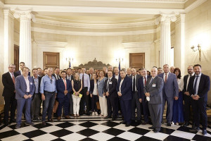 Επιχορηγήσεις €482,5 εκατ. για τα μικρά νησιά-Συνάντηση Μητσοτάκη με δημάρχους