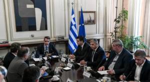 Συνάντηση Πρωθυπουργού - Περιφερειαρχών στις αρχές Μαρτίου