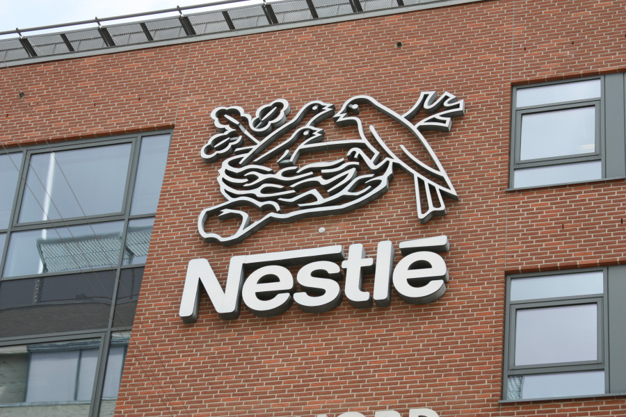Nestlé: Πουλά το 50% της δραστηριότητας εμφιαλωμένου νερού έναντι €3 δισ.
