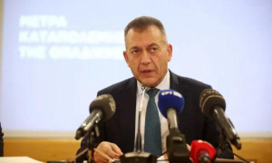 Βρούτσης για Basketgate: Παγώνει η χρηματοδότηση της ΕΟΚ – Την Τρίτη οι κινήσεις για την επόμενη μέρα