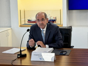 Σύστημα εισροών-εκροών: Τα «σήματα» για στρεβλώσεις της αγοράς καυσίμων