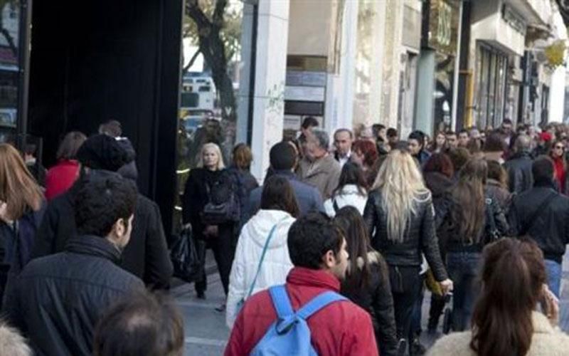 Ανοίγει ξανά το θέμα της Κυριακάτικης λειτουργίας των καταστημάτων