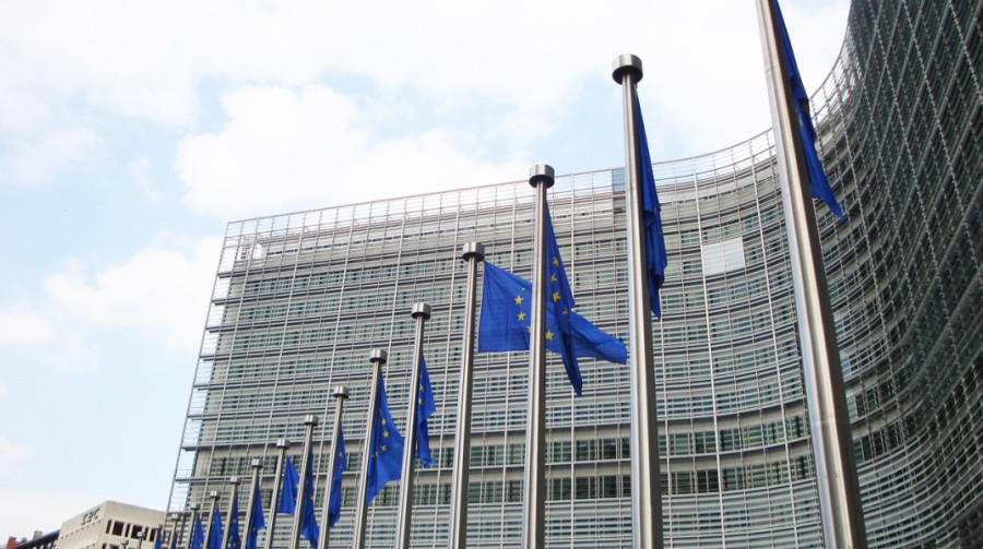 Στον προϋπολογισμό 2024, οι ευρωβουλευτές εξασφάλισαν καλύτερη στήριξη στους νέους