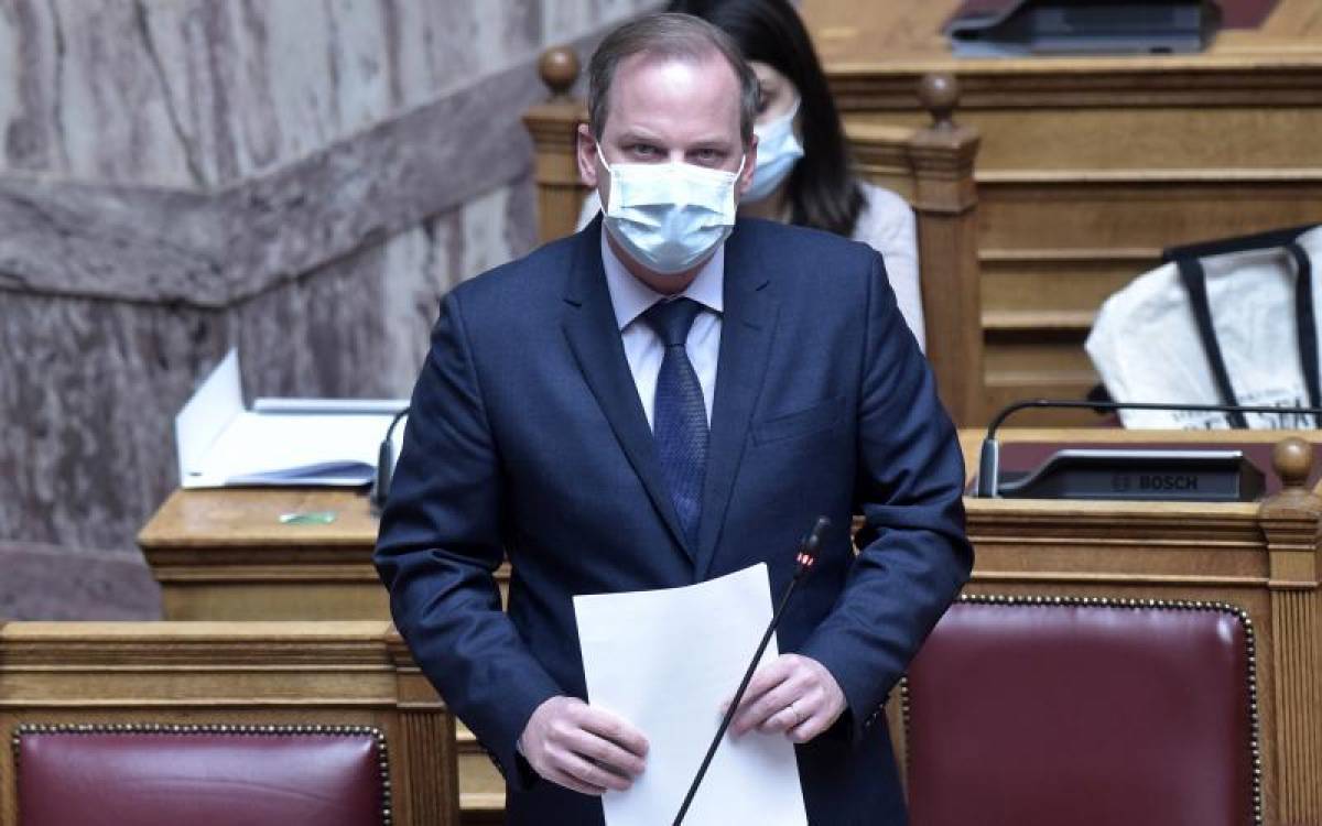 Θετικός στον κορονοϊό ο Κώστας Καραμανλής- Έκλεισε η Βουλή
