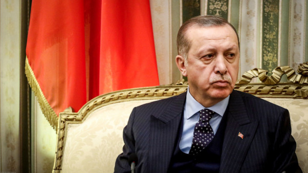 Ανάλυση Bloomberg: Πληθωρισμός, υψηλό κόστος δανεισμού... πλήγωσαν τον Ερντογάν