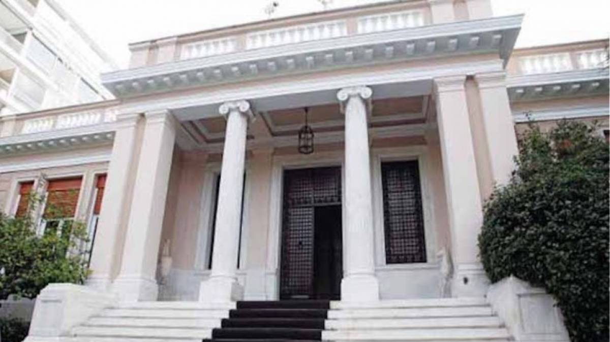 Μαξίμου για Βερολίνο: Θετική η δέσμευση για εξεύρεση πολιτικής λύσης
