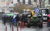 "Θηλιά" στην κυβέρνηση οι αγρότες: Κατεβαίνουν στην Αθήνα με τρακτέρ!