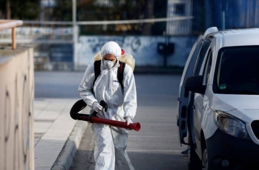 Κομισιόν: Εξετάζει τη λήψη πρόσθετων μέτρων για τον κορονοϊό