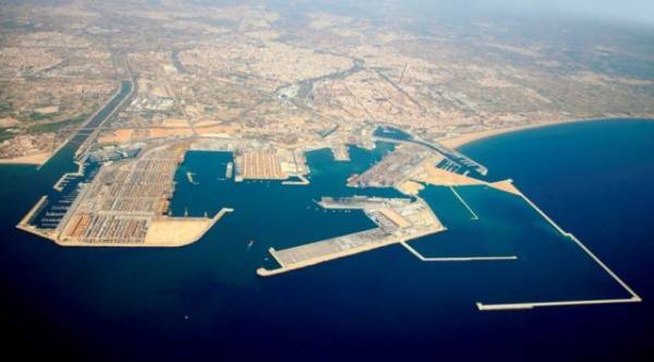 Λιμάνι της Βαλένθια: Ξεπέρασε τον Πειραιά σε διακίνηση φορτίου