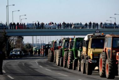 Σε εξέλιξη η συνέλευση των αγροτών