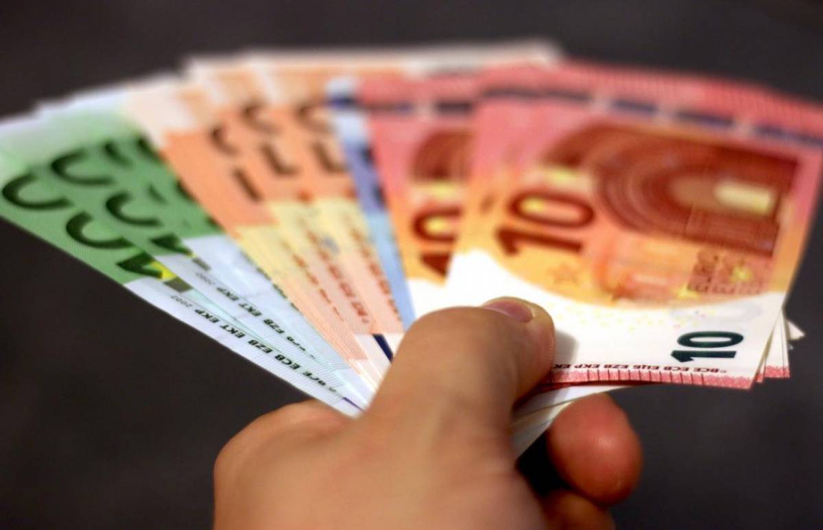 Σε ποιους καταβάλλεται την Τρίτη (20/4) αποζημίωση ειδικού σκοπού