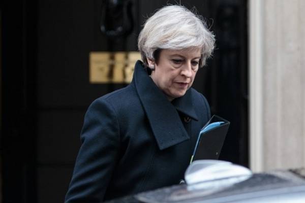 Μέι: Απογοητευτική νύχτα για το Συντηρητικό Κόμμα