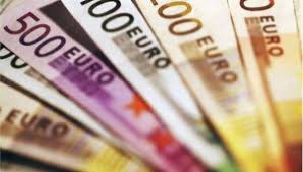 Πρωτογενές πλεόνασμα 1,2 δισ. ευρώ στο πεντάμηνο