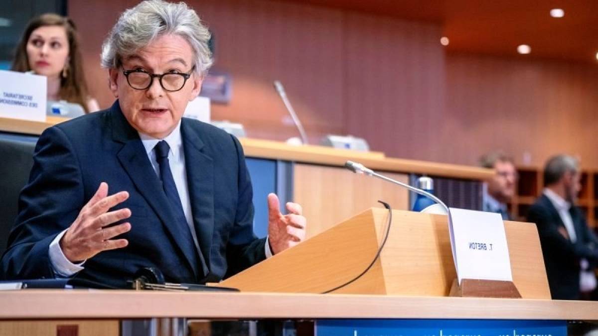 Μπρετόν: Με τις ΗΠΑ ή χωρίς, ψηφιακός φόρος θα υπάρξει