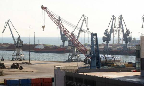 Θεσσαλονίκη: Πέθανε λιμενεργάτης που καταπλακώθηκε από κλαρκ