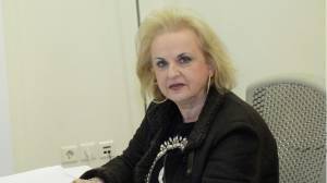 Παγώνη: Ανάσταση στα προαύλια των εκκλησιών