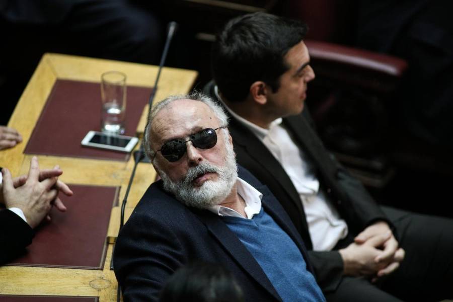 Ο Κουρουμπλής λέει ότι ο Μπαρόζο δεν ξέρει από αγορές. Τι κι αν είναι πρόεδρος της Goldman Sachs;