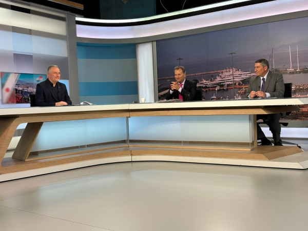 Καλαφάτης: Συνεχίζουμε τις μειώσεις φόρων και τη στήριξη των πολιτών
