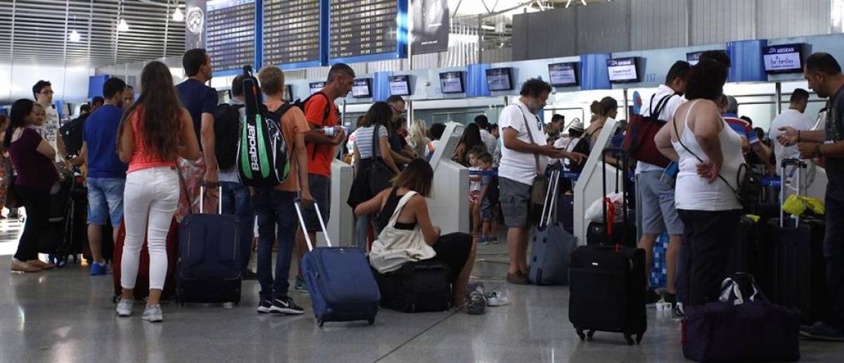 ΤτΕ:Πτώση 79,3% στις ταξιδιωτικές εισπράξεις το τετράμηνο- Αύξηση τον Απρίλιο