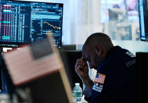 S&amp;P 500: Το χειρότερο α’ εξάμηνο από την εποχή Νίξον