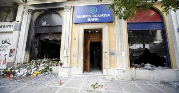 Εκδήλωση μνήμης για τα θύματα της Marfin. Θα λείψει κανείς; Μα, ναι... (upd)
