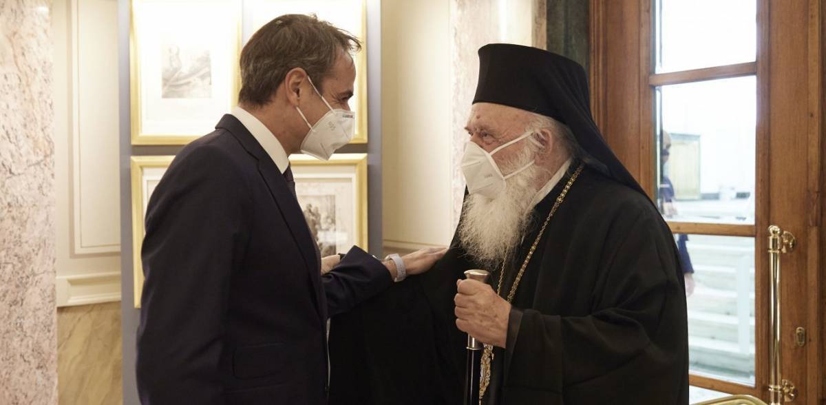 Ο Μητσοτάκης ζήτησε από τον Ιερώνυμο παρότρυνση για τους εμβολιασμούς