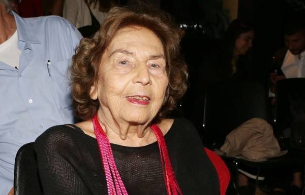 Την Τρίτη η πολιτική κηδεία της Άλκης Ζέη-Δωρεές αντί στεφάνων