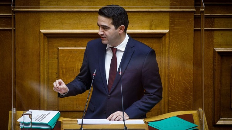 ΠΑΣΟΚ για επιστολική ψήφο: Πολιτικός τυχοδιωκτισμός η τροπολογία Κεραμέως