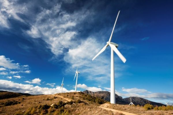 Τα σημαντικότερα έργα που υποστηρίζει το σχέδιο Γιούνκερ στην Ελλάδα