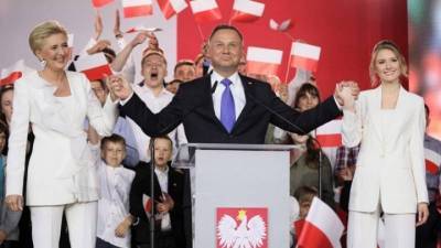 Πολωνία: Οριακή νίκη Ντούντα στις προεδρικές εκλογές
