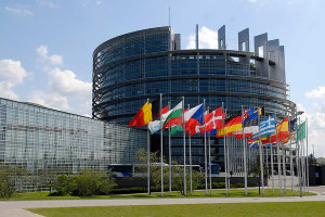 Ευρωκοινοβούλιο-Έρευνα για διαφθορά: Απαγόρευση εισόδου στους ανθρώπους της Huawei