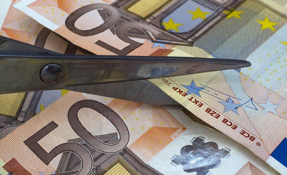 Ποιοι γλιτώνουν το «ψαλίδι» μετά την απόσυρση της περικοπής συντάξεων