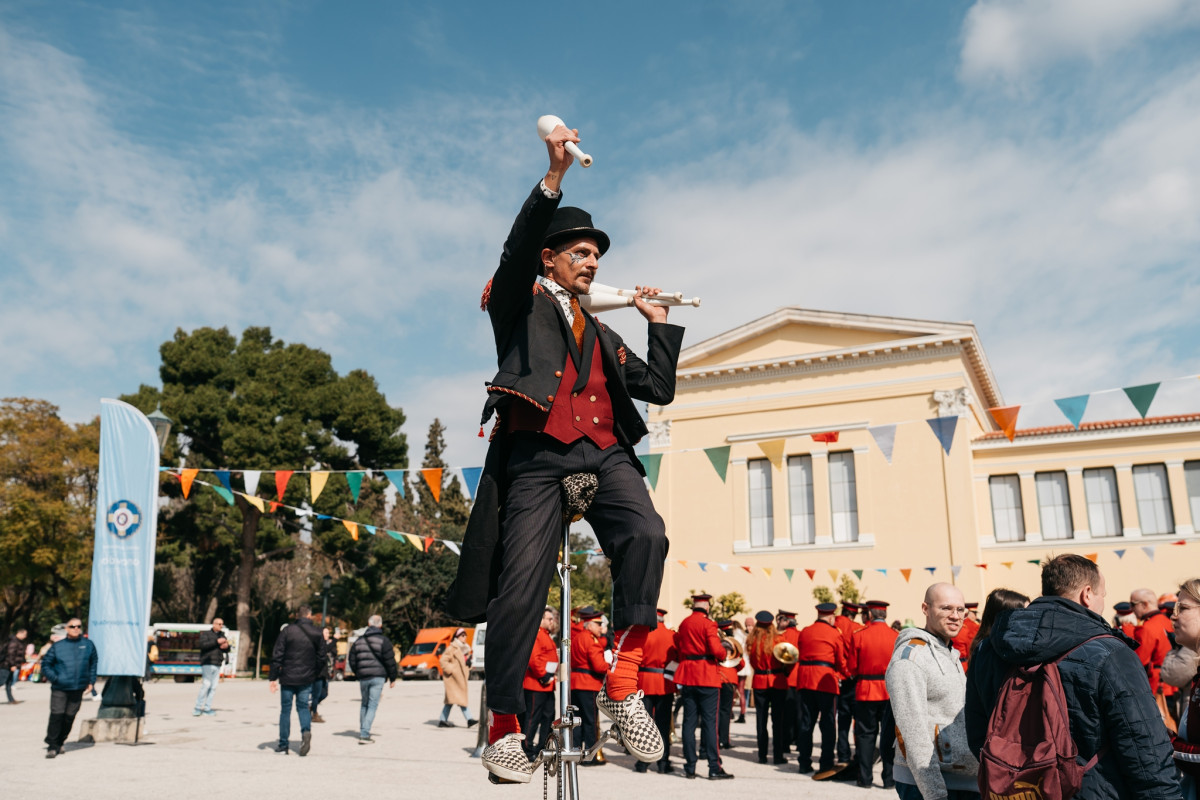 Τσικνοπέμπτη στο Σύνταγμα, αποκριάτικη γιορτή στο Ζάππειο, Κούλουμα στου Φιλοπάππου - Το πρόγραμμα για τις Απόκριες 2026