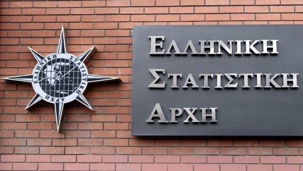 Ο τουρισμός μείωσε την ανεργία τον Αύγουστο
