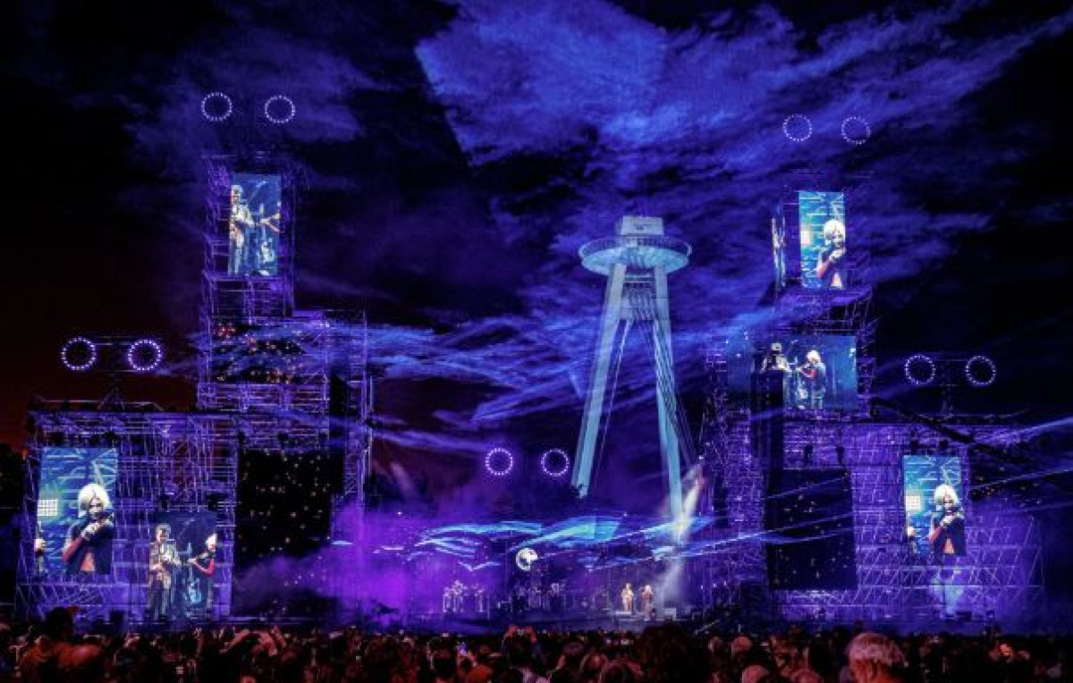 Jean-Michel Jarre: 5 θρυλικές συναυλίες που έμειναν στην ιστορία – πριν κατακτήσει και την Αθήνα
