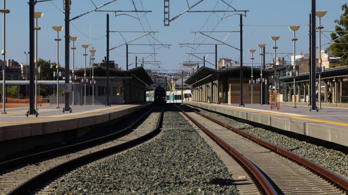 Νέα ταλαιπωρία για το επιβατικό κοινό: Στάσεις εργασίας σε τρένα-προαστιακό