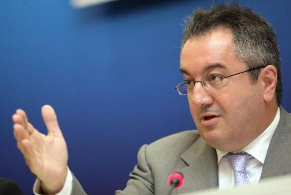 Κορονοϊός: Ο Ηλίας Μόσιαλος εκπρόσωπος της κυβέρνησης σε διεθνείς οργανισμούς