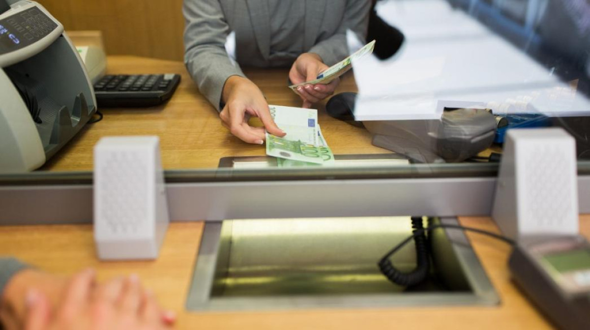 Θετική η πρώτη συνάντηση για νέα κλαδική σύμβαση τραπεζικών υπαλλήλων