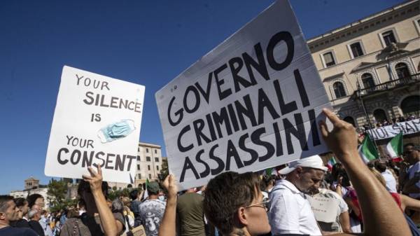 Ακροδεξιοί αμφισβητούν τον κορονοϊό ακόμα και στην Ιταλία!