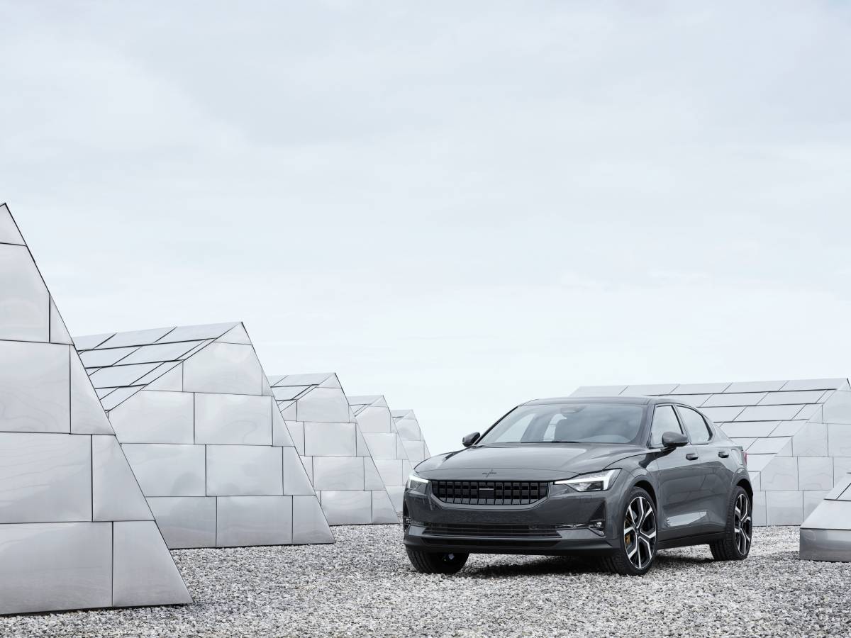Tο νέο Polestar 2, ένα αμιγώς ηλεκτρικό μοντέλο