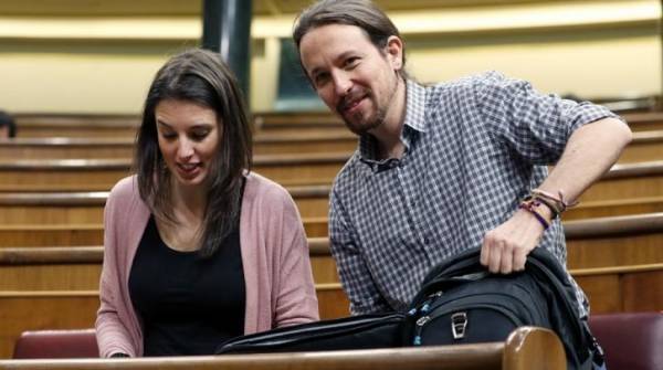 Δεν χάνει τη βίλα ο Ιγκλέσιας-Ψήφισαν «ναι» οι Podemos