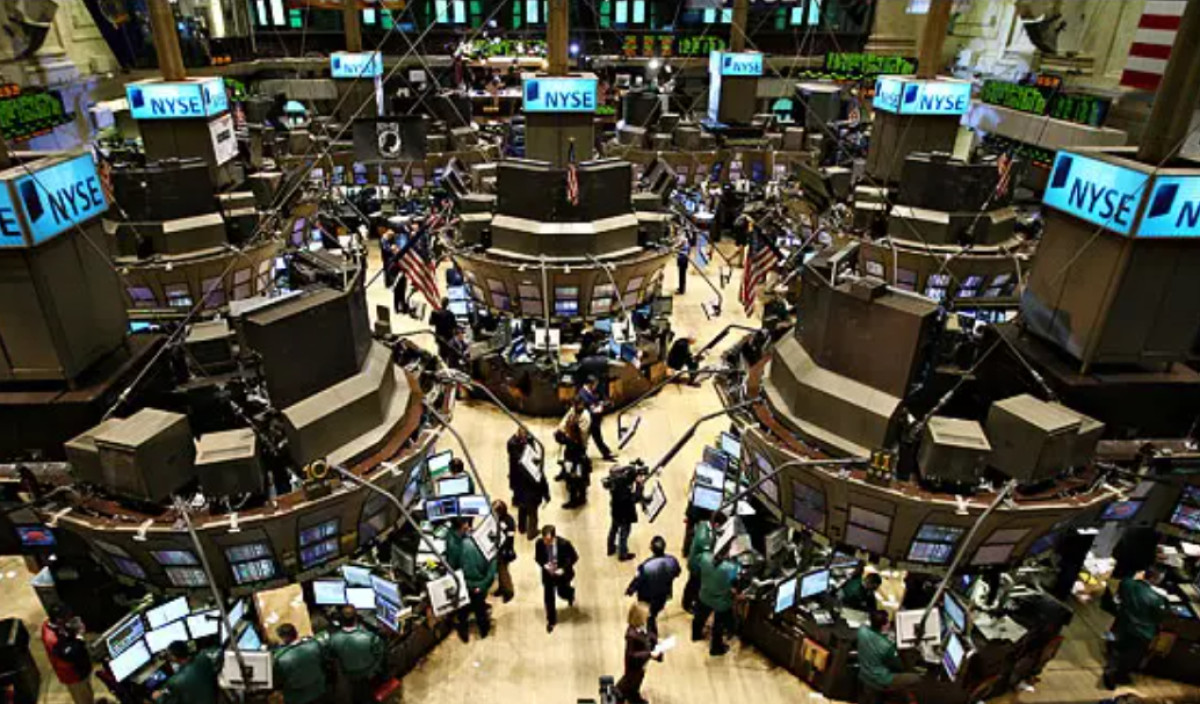 Στο «κόκκινο» η Wall Street-Βαρίδια τα μάκρο και η Meta